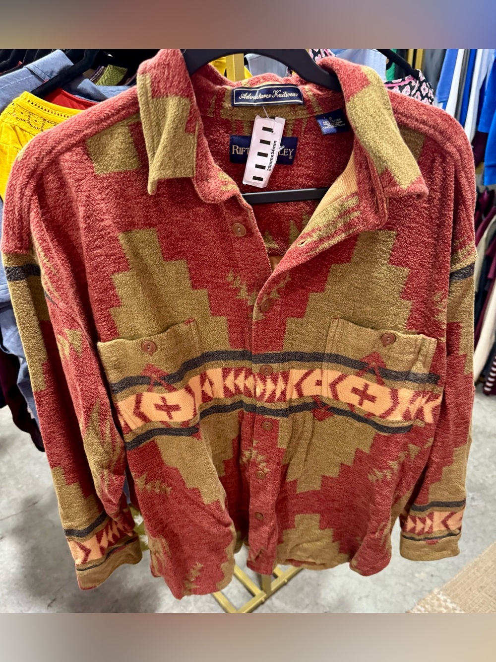 Vintage 1990s Red & Tan Patterned Men's Button-Up Shirt